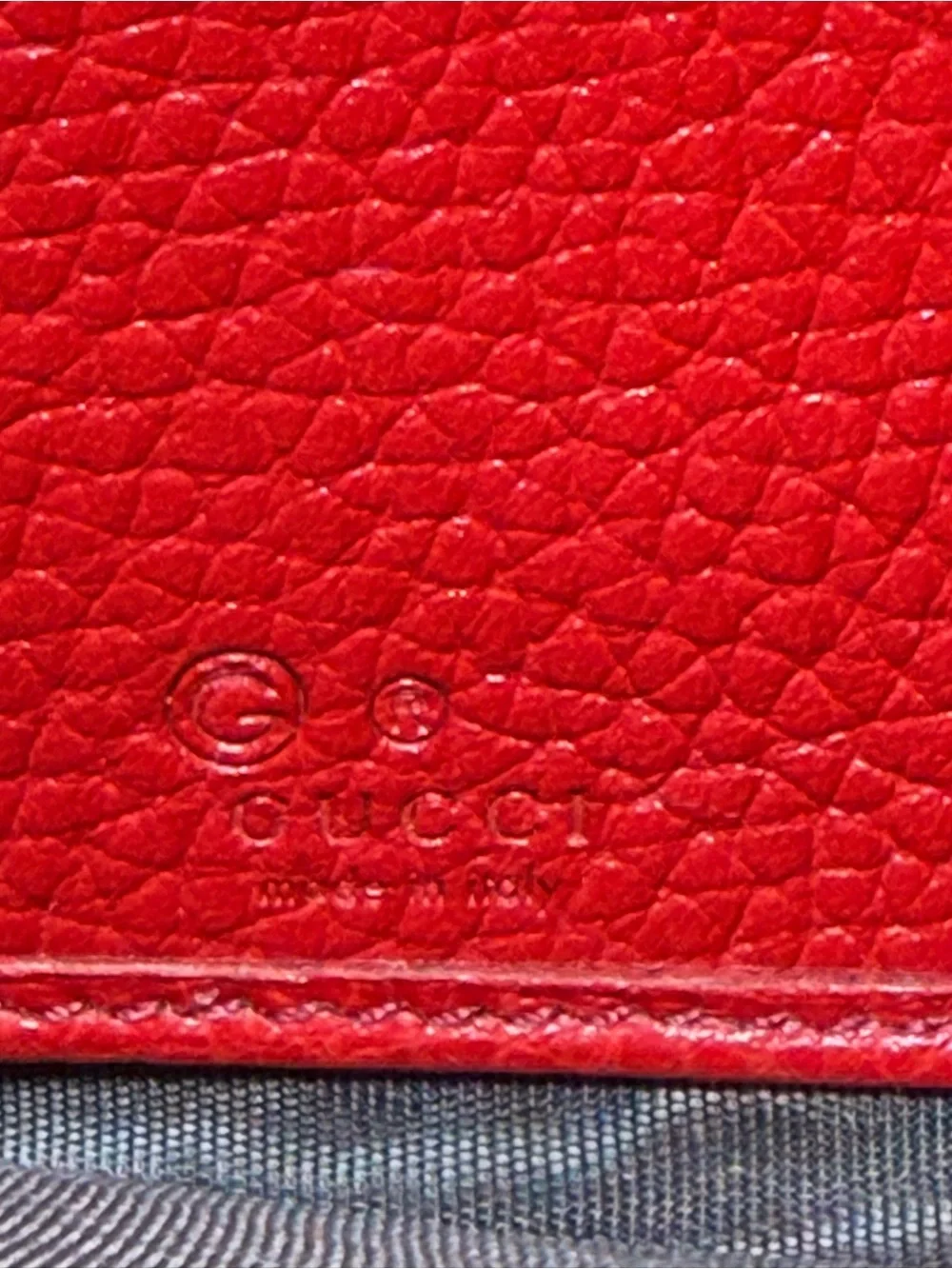 Gucci Soho GG logo zip-around Red Leather wallet Authentic